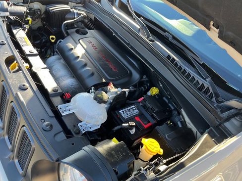 Used 2017 Jeep Renegade Trailhawk image 42