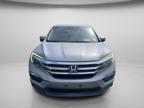 Used 2018 Honda Pilot EX image 3