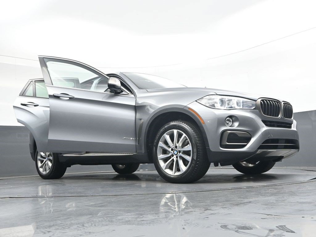 Used 2017 BMW X6 xDrive35i AWD/4WD image 42