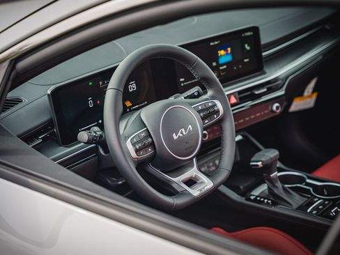 New 2026 Kia K5 GT-Line FWD image 17