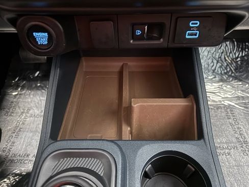 Used 2023 Ford Maverick Lariat w/ Equipment Group 500A Standard image 41