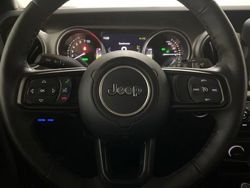 Used 2023 Jeep Wrangler Unlimited w/ Sun & Screen Package AWD/4WD image 40