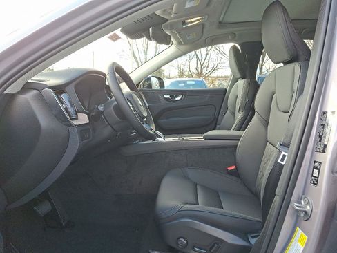 New 2026 Volvo XC60 B5 Plus w/ Protection Package Premier AWD/4WD image 9