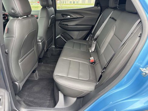 Used 2025 Chevrolet TrailBlazer RS w/ Driver Confidence Package image 22