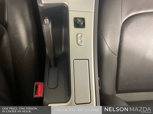 Used 2007 Chrysler Crossfire Limited RWD image 27