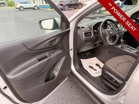 Used 2019 Chevrolet Equinox LT FWD image 13