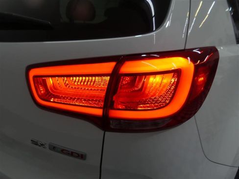 Used 2016 Kia Sportage SX FWD image 15