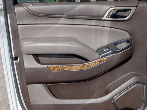 Used 2016 GMC Yukon XL Denali w/ Open Road Package image 28