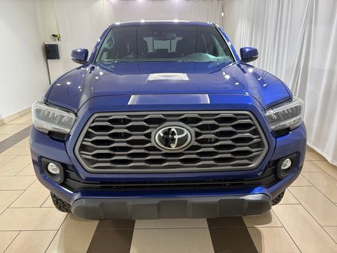Used 2022 Toyota Tacoma TRD Off-Road w/ Technology Package image 8
