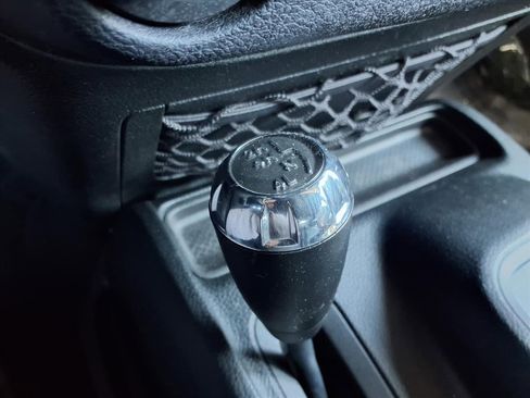 Used 2017 Jeep Wrangler Unlimited Sport w/ Quick Order Package 24S image 18