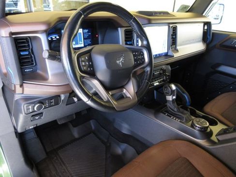 Used 2023 Ford Bronco Outer Banks image 12