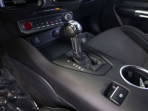 Used 2025 Ford Mustang Coupe image 23