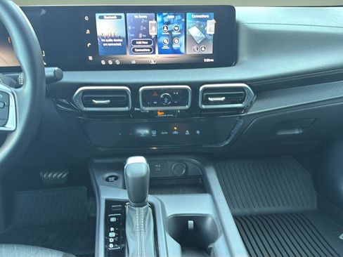 New 2026 Nissan Sentra SV FWD image 8