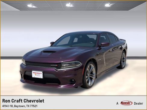 Used 2020 Dodge Charger R/T RWD image 1