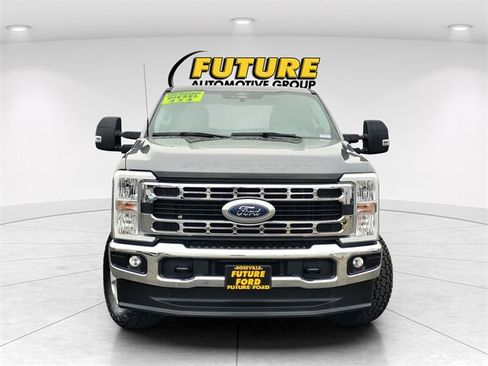 Certified 2024 Ford F250 XLT image 2