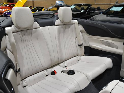 Used 2023 Mercedes-Benz E 450 4MATIC Cabriolet image 55