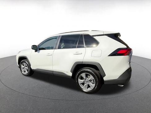 Used 2025 Toyota RAV4 LE image 10