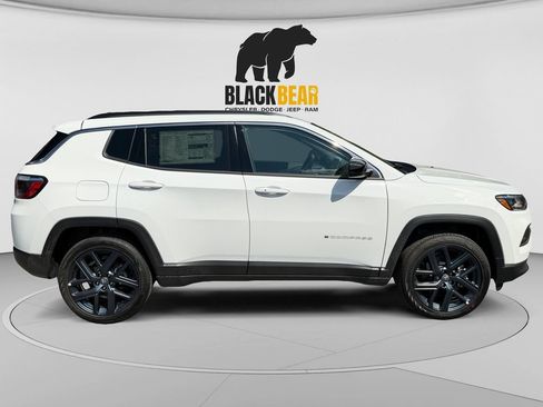 New 2026 Jeep Compass Latitude AWD/4WD image 2