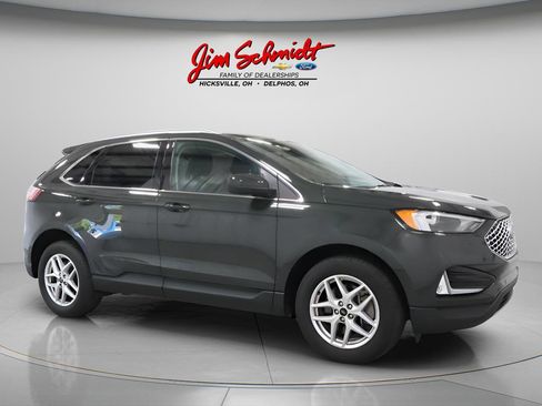 Used 2024 Ford Edge SEL w/ Convenience Package AWD/4WD image 2