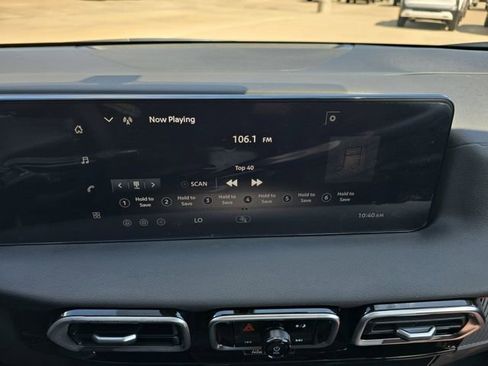 New 2026 Nissan Sentra SR FWD image 8