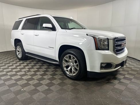 Used 2016 GMC Yukon SLE w/ Convenience Package image 2