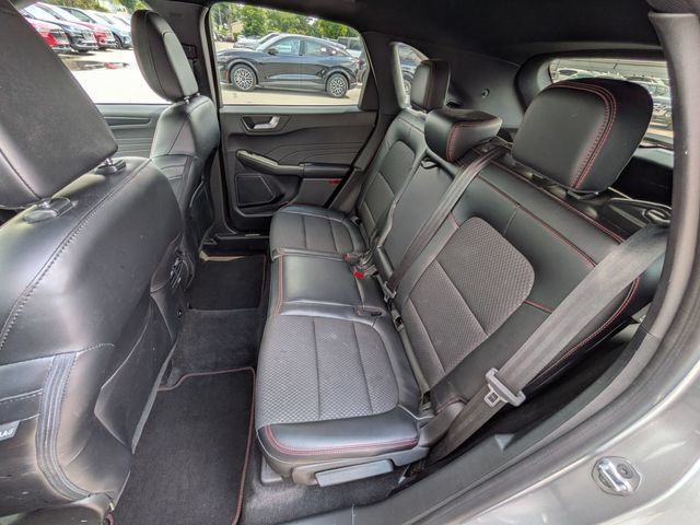 Certified 2023 Ford Escape ST-Line w/ Tech Pack #1 AWD/4WD image 18