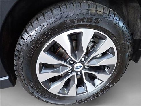 Certified 2024 Subaru Outback Limited AWD/4WD image 7