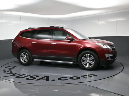 Used 2015 Chevrolet Traverse LT w/ LPO, 'HIT The Road' Package FWD image 2