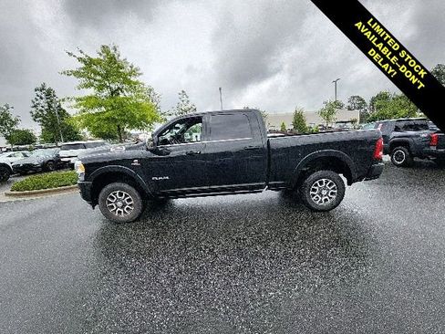 Used 2024 RAM 2500 Limited w/ Safety Group AWD/4WD image 8