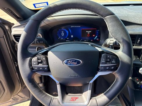 Used 2023 Ford Explorer ST w/ Equipment Group 401A AWD/4WD image 22