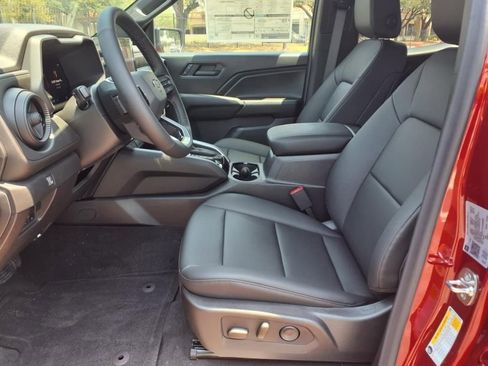 Used 2026 Chevrolet Colorado Trail Boss AWD/4WD image 10