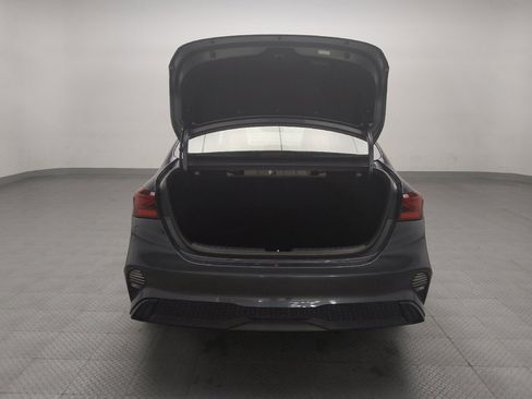 Used 2023 Kia Forte LXS image 29