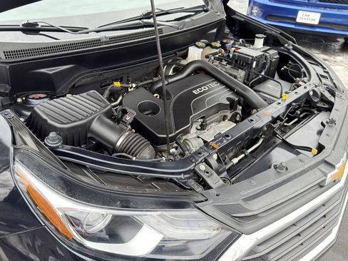 Used 2021 Chevrolet Equinox LT w/ Driver Convenience Package image 19