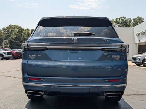 New 2025 Buick Enclave Avenir w/ LPO, Floor Liner Package image 5