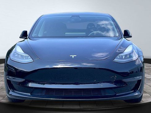 Used 2022 Tesla Model 3 Long Range AWD/4WD image 2