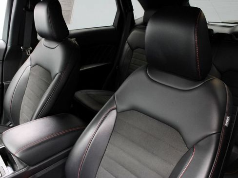 Certified 2024 Ford Edge ST-Line AWD/4WD image 26