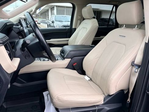 Used 2022 Ford Expedition Max Platinum AWD/4WD image 8