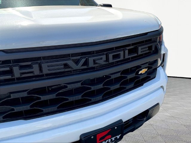 Used 2026 Chevrolet Silverado 1500 Custom RWD image 32