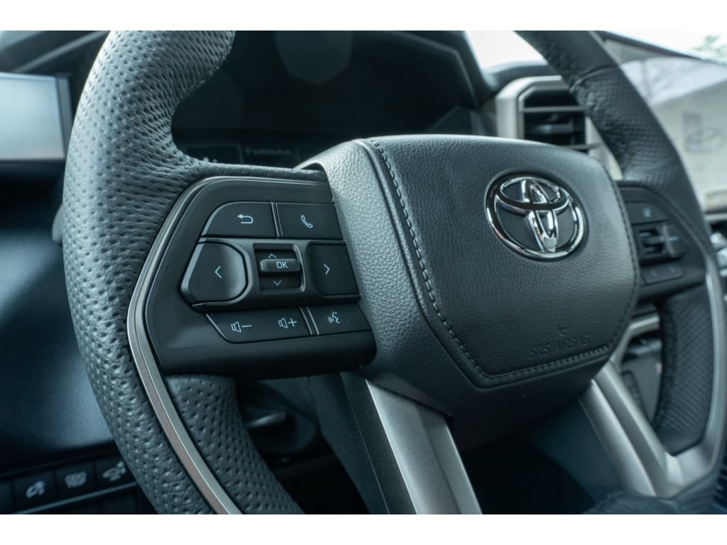 Used 2026 Toyota Tundra SR5 w/ SR5 Premium Package AWD/4WD image 27