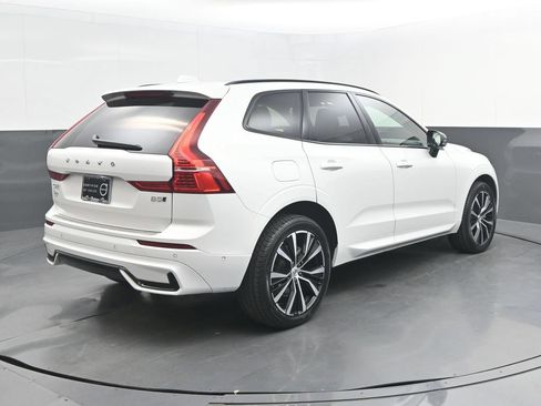 Certified 2023 Volvo XC60 B5 Plus w/ Climate Package AWD/4WD image 7