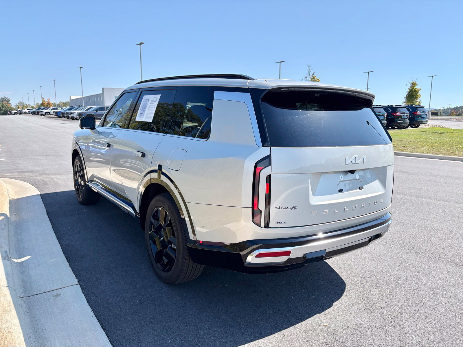 Used 2027 Kia Telluride SX Prestige w/ Towing Package AWD/4WD image 6