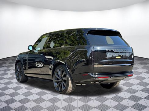 New 2026 Land Rover Range Rover SV AWD/4WD image 3