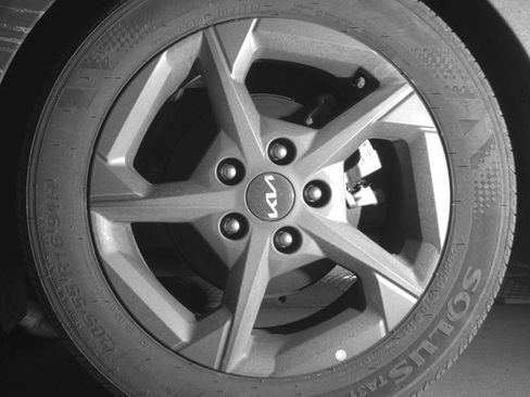 Used 2025 Kia K4 FWD image 14