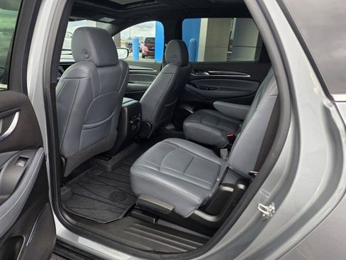 Used 2023 Buick Enclave Essence w/ Experience Buick Package image 10