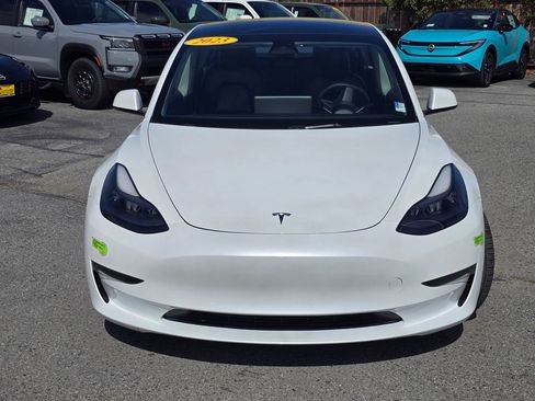 Used 2023 Tesla Model 3 Standard Range image 2