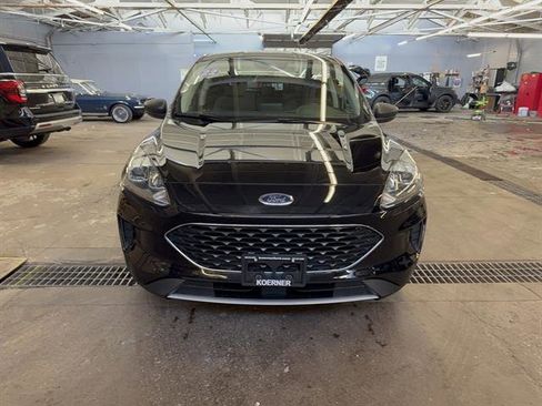 Certified 2022 Ford Escape SE image 1