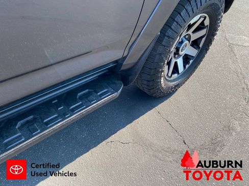 Certified 2023 Toyota 4Runner TRD Off-Road Premium w/ Moonroof Package AWD/4WD image 11