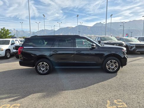 Used 2025 Ford Expedition Max Active AWD/4WD image 2