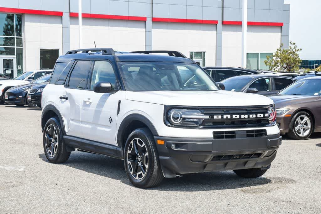 Used 2024 Ford Bronco Sport Outer Banks w/ Tech Package AWD/4WD image 3
