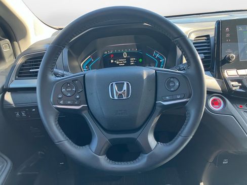 Certified 2024 Honda Odyssey EX-L image 10
